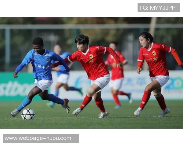 女超联赛精彩对决上海女足迎战江大球队全力争胜